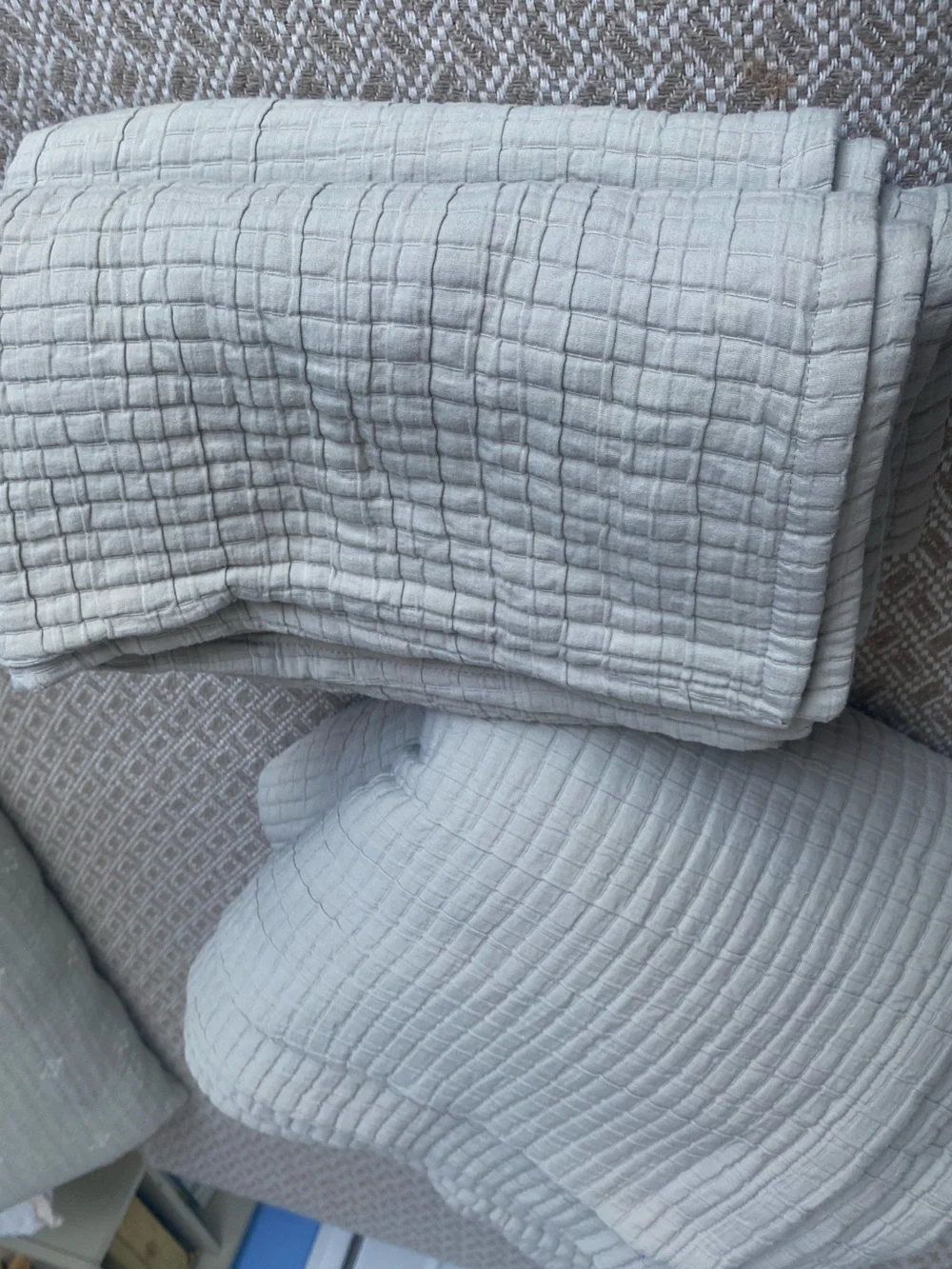 NWOT Organic Ribbed Cotton Coverlet Set in Light Grey